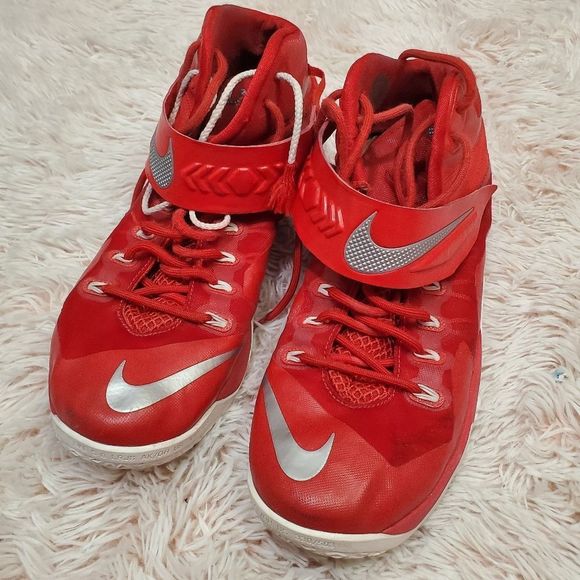 Nike ZOOM LeBron Soldier Red and White High Top Basketball Shoe Size 15 main image 8